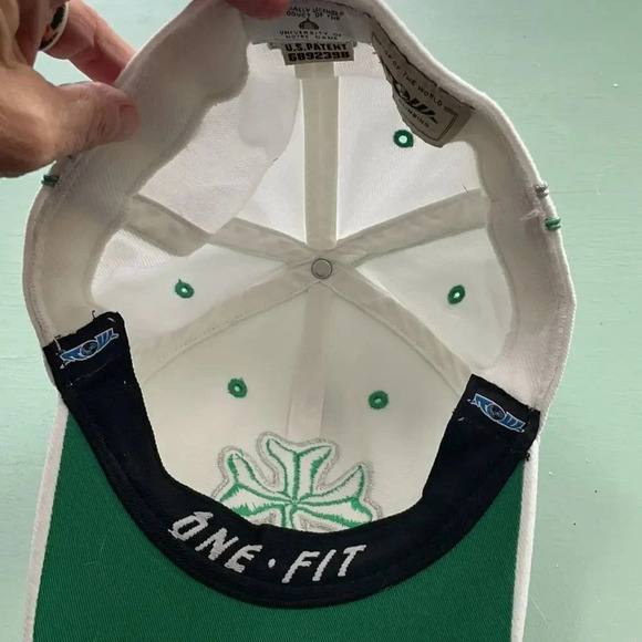 Vintage 90s Notre Dame Top of the World  baseball cap, white & green - Picture 7 of 9